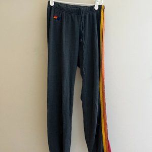 WOMEN'S 5 STRIPE SWEATPANTS - NAVY